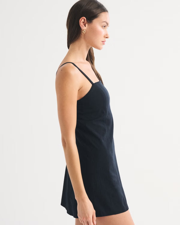 Bra-Free Everyday Skort