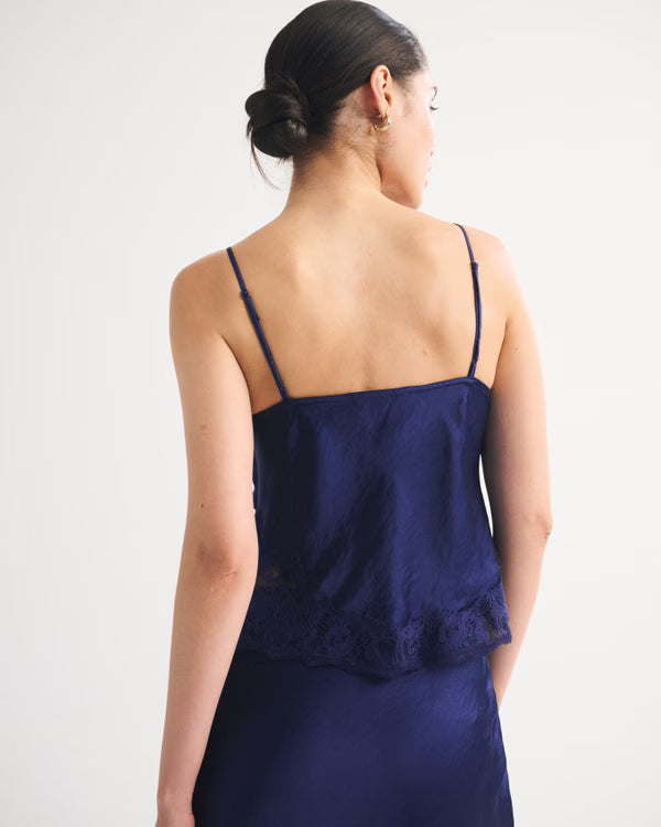 Bra-Free Lace-Pieced Set Top-Blue